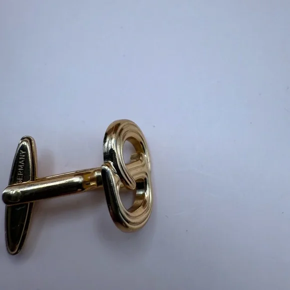 Christian Dior gold colored cufflinks with a Louis Vuitton leather cufflink case - Picture 4 of 7